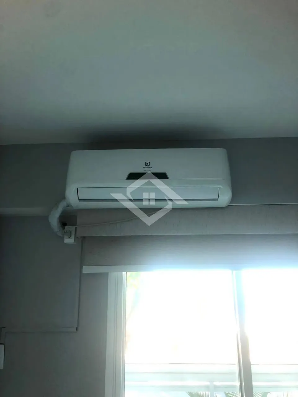 Unfurnished apartment with 2 bedrooms and balcony — photo 13