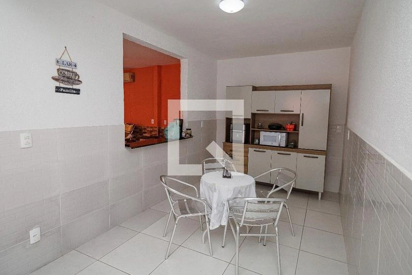 Furnished house with a pool and 3 bedrooms — photo 6