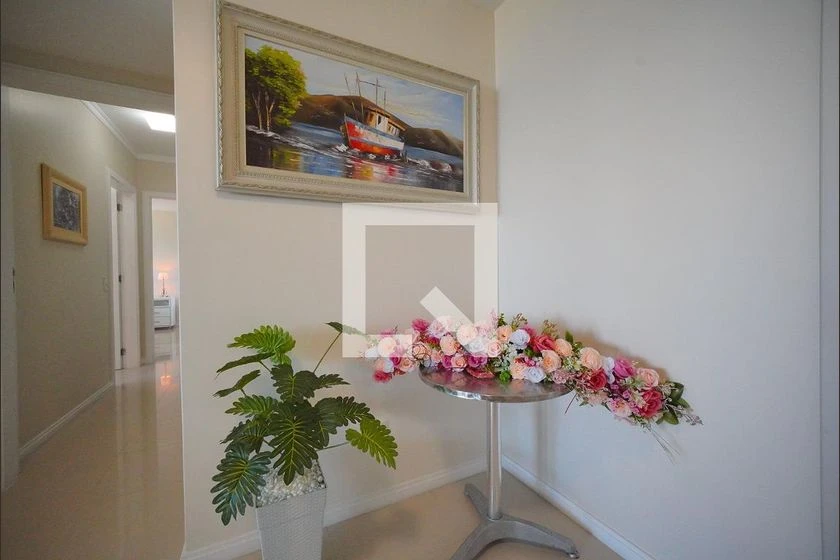 Apartamento mobiliado com 2 quartos e varanda — photo 11