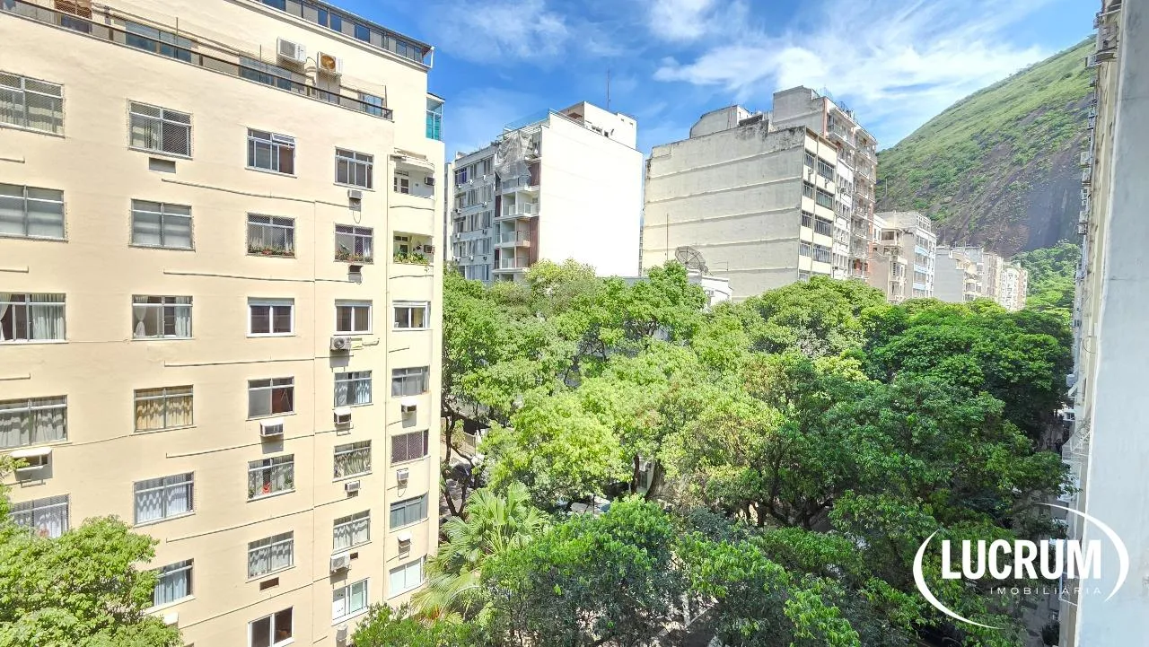 3-bedroom apartment with a washing machine — photo 16