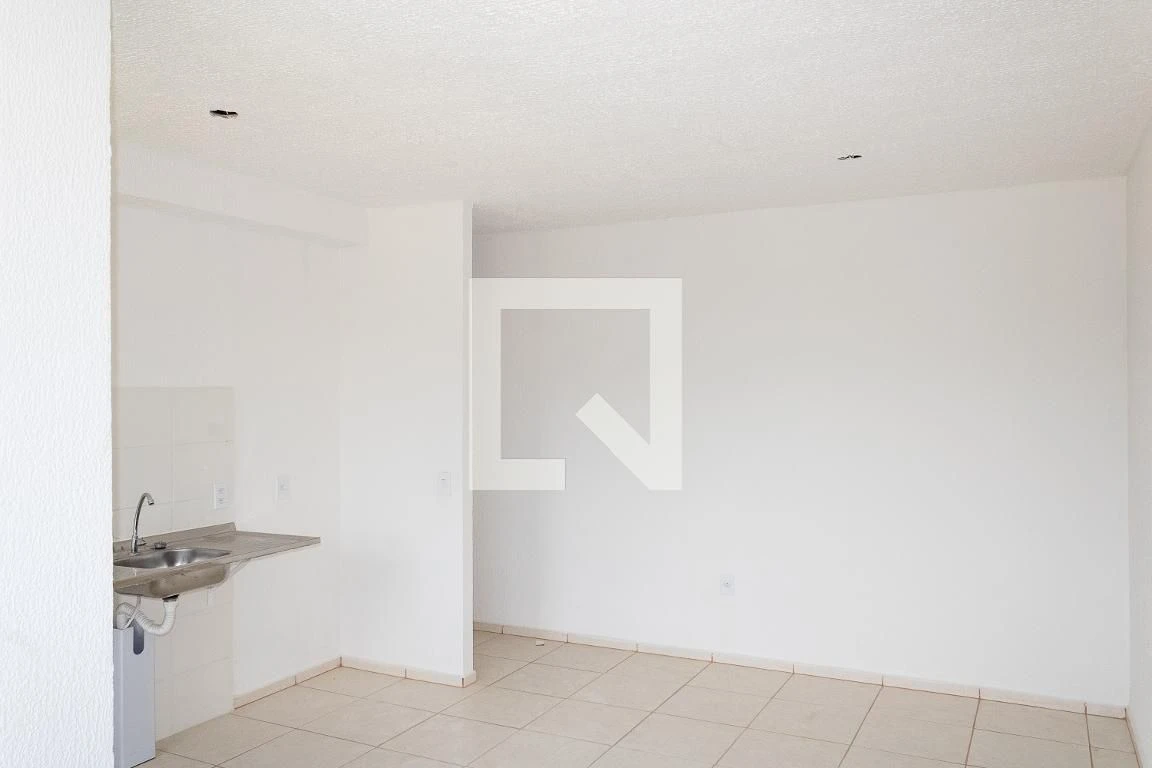 Unfurnished 2-bedroom apartment with an open-air pool — photo 31