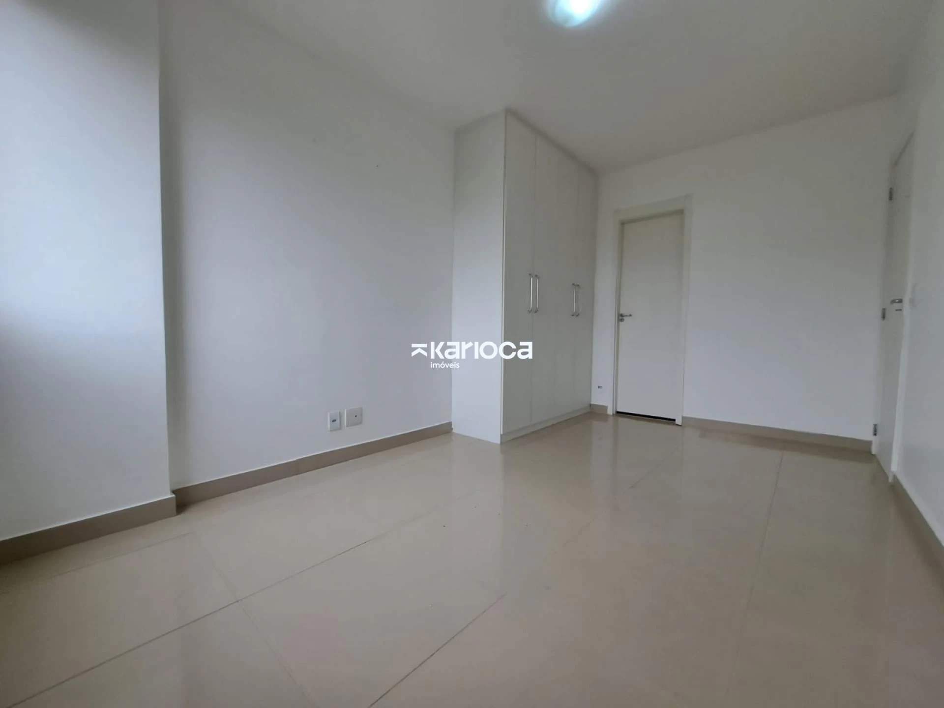 69 m² apartment with 2 bedrooms and 2 bathrooms — photo 21