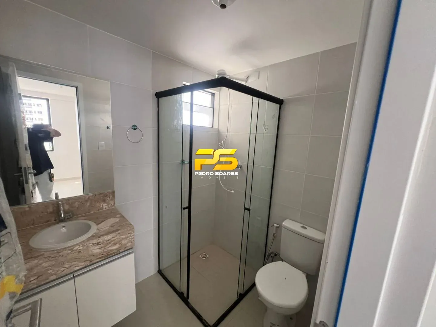 2-bedroom apartment with balcony and private BBQ — photo 4
