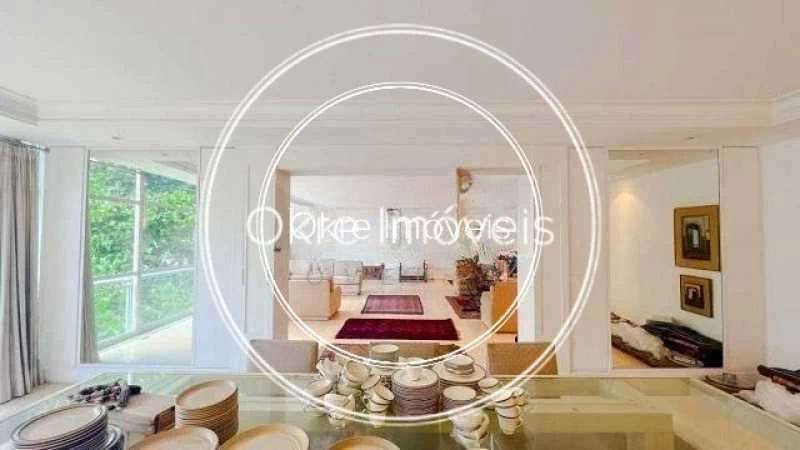 300 m² apartment with 4 bedrooms and 4 bathrooms — photo 5