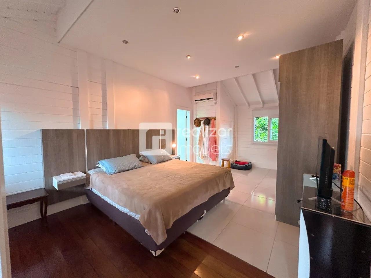 Casa amueblada, 240 m², con chimenea — photo 29