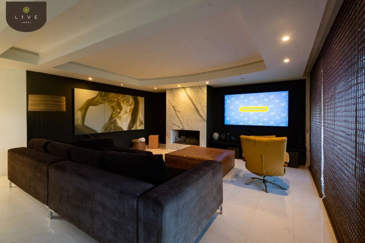 House with 4 bedrooms and mountain view — photo 9
