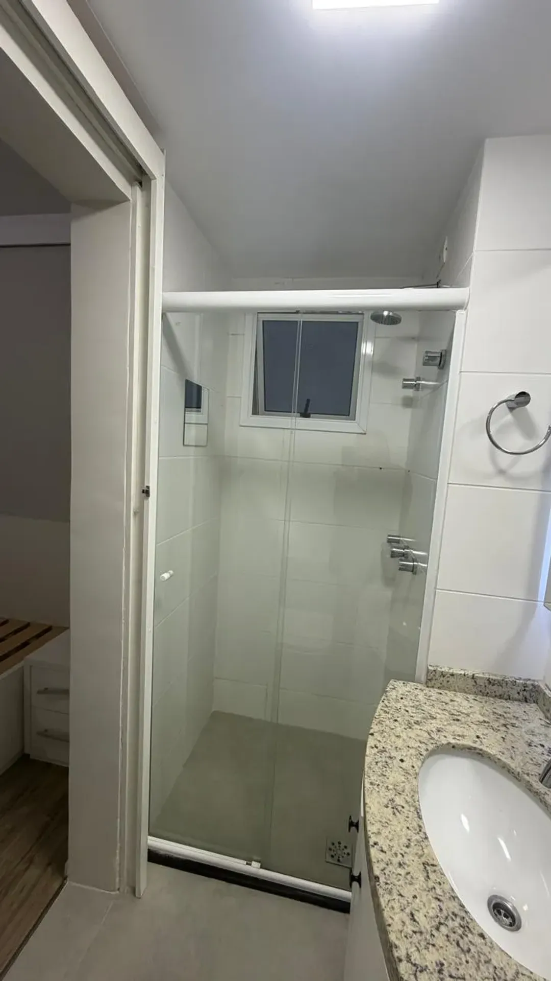Walk-in closet in a 3-bedroom apartment, 76 m² — photo 12