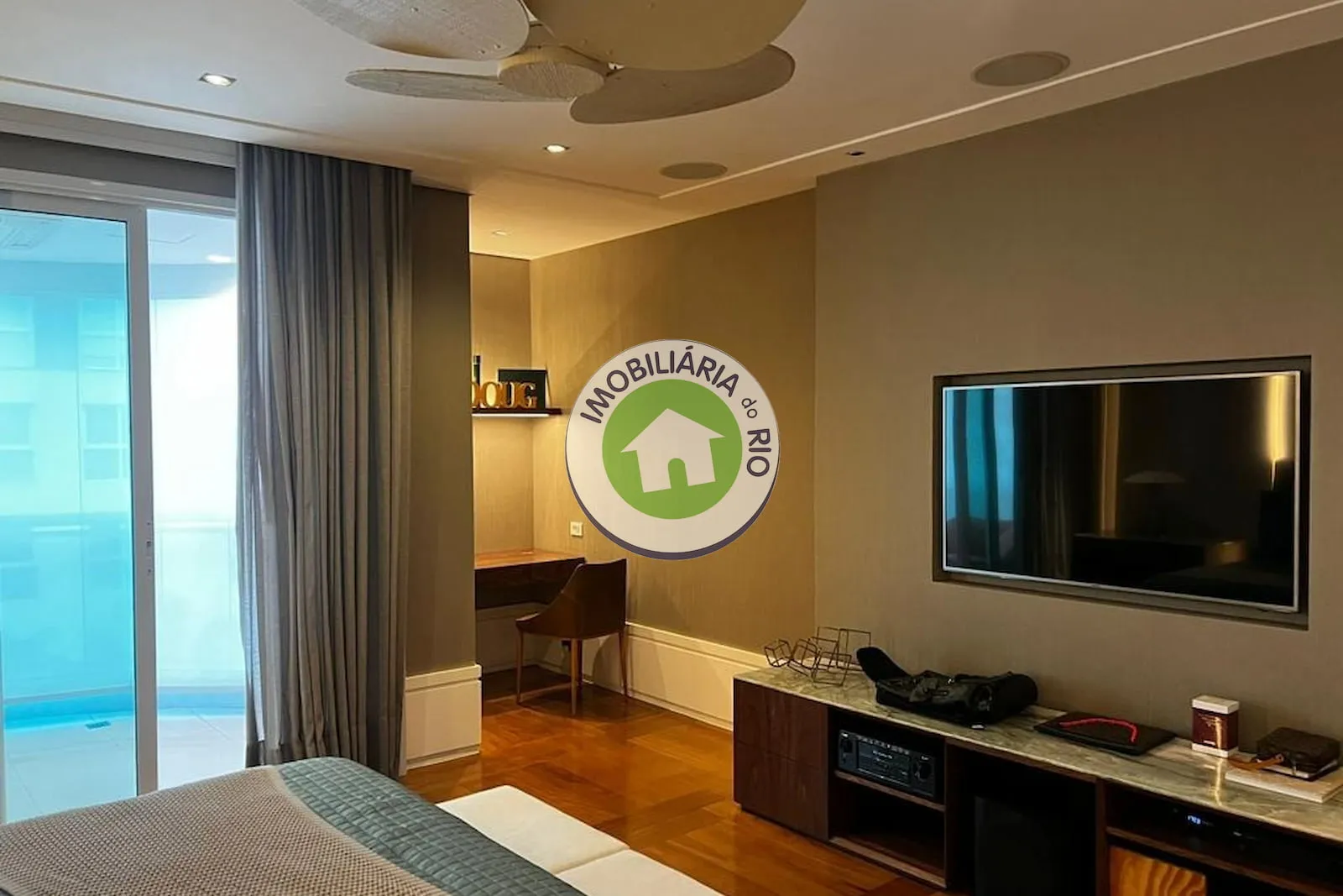 Apartamento mobiliado com 3 dormitórios e 5 banheiros — photo 44