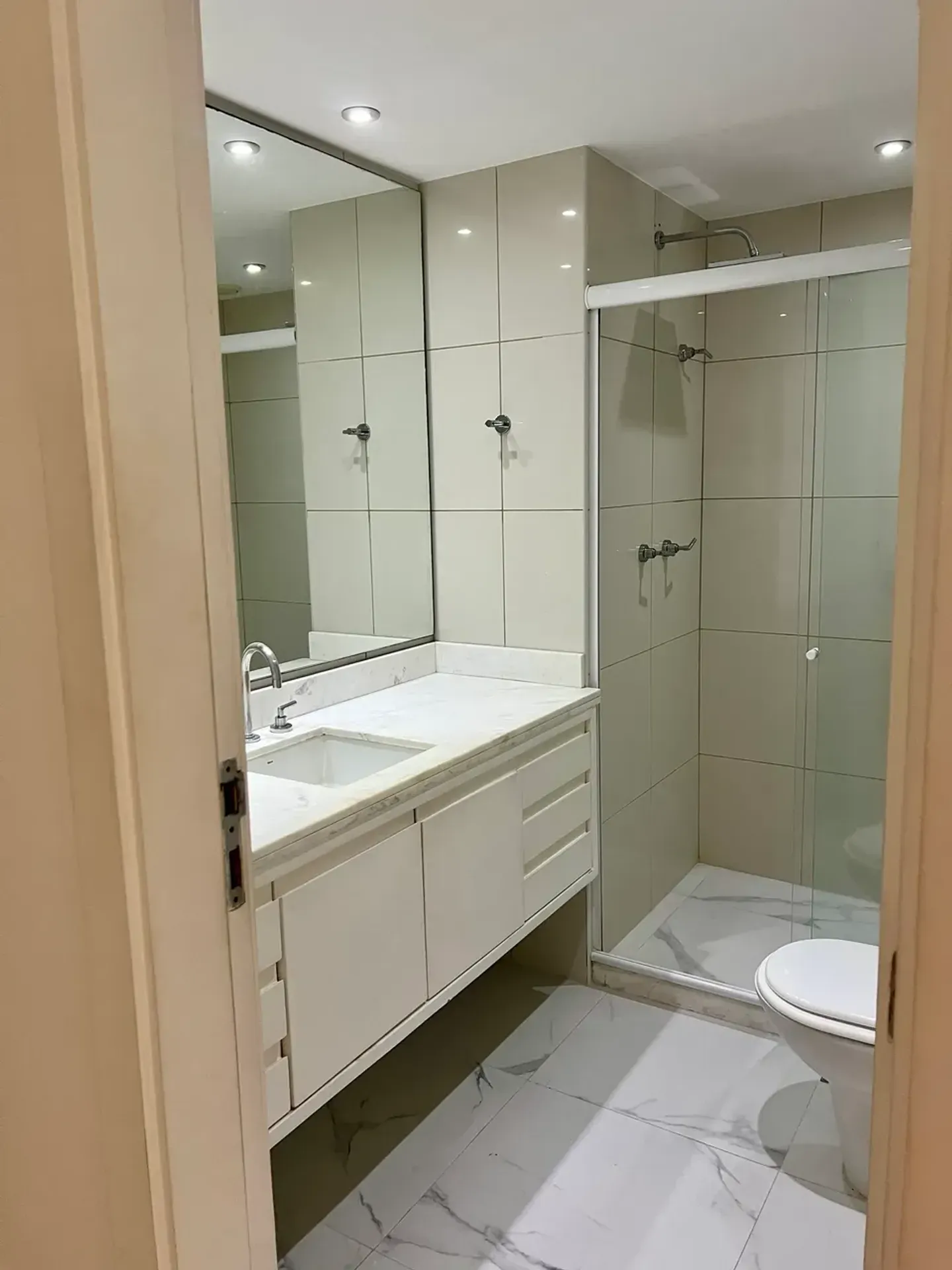 Apartamento de 3 quartos com varanda gourmet — photo 12