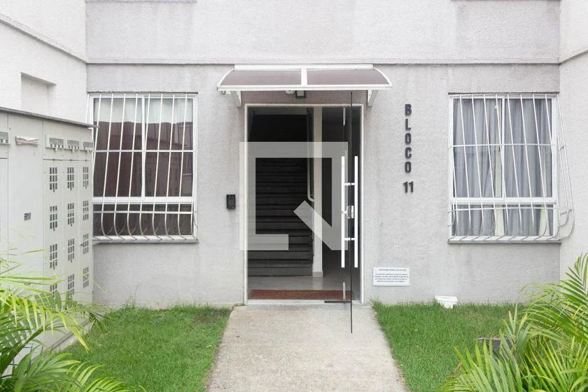 50 m² apartment with a home office and a washing machine — photo 4