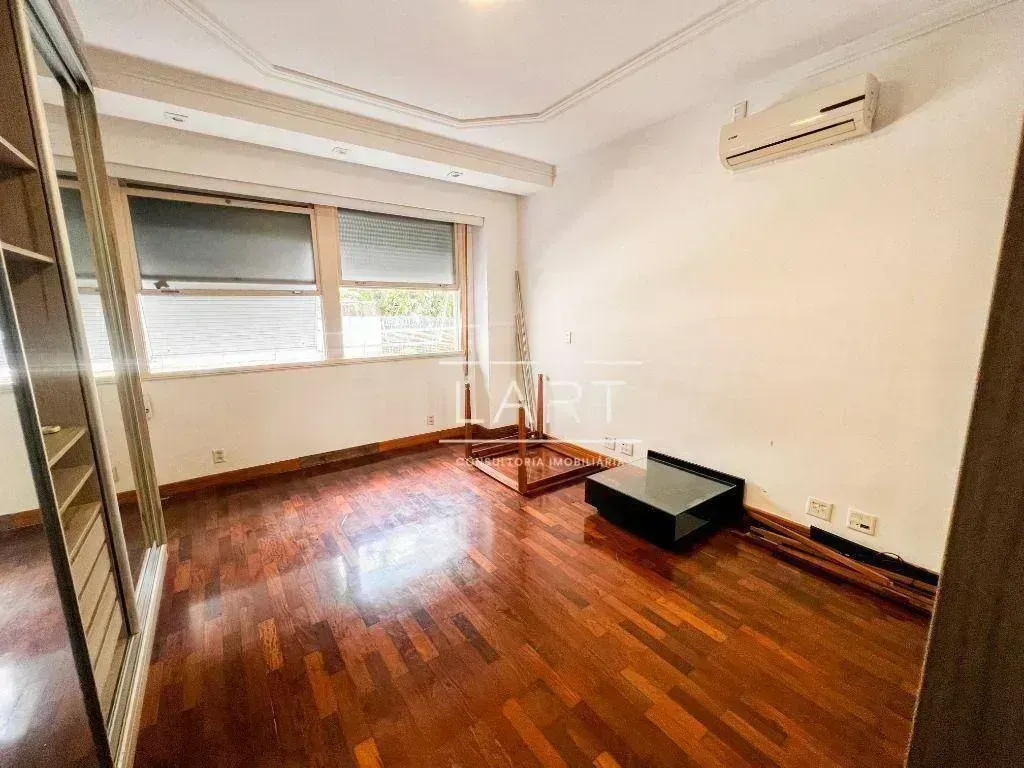 Unfurnished apartment with 5 bedrooms and 5 bathrooms — photo 23