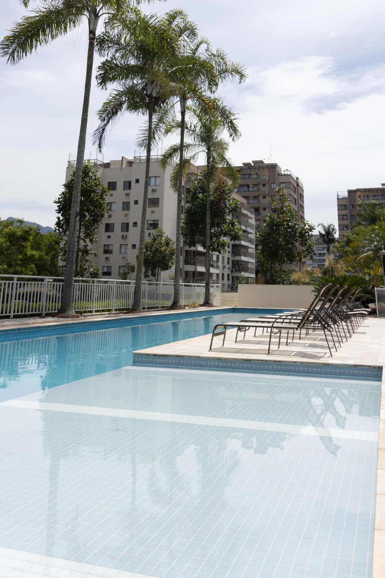 Apartamento mobiliado com 3 quartos e varanda e churrasqueira — photo 53