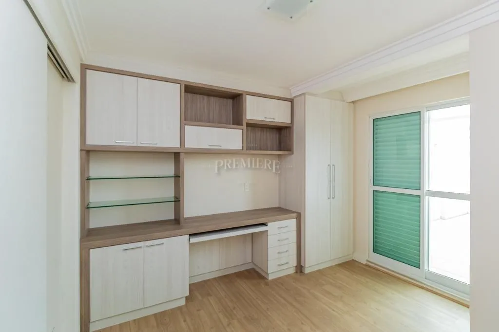 Duplex penthouse with 4 en-suite bedrooms and 260 m² — photo 19
