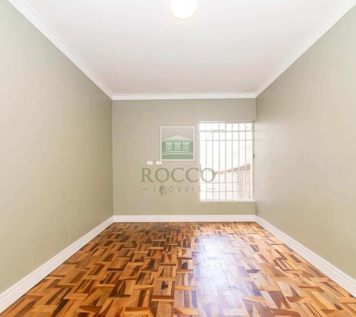 3-bedroom apartment with a washing machine in Curitiba — photo 47