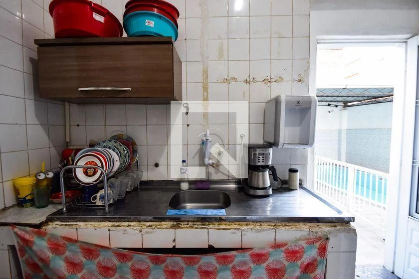Дом с 4 спальнями, 3 парковками и частным садом — photo 45