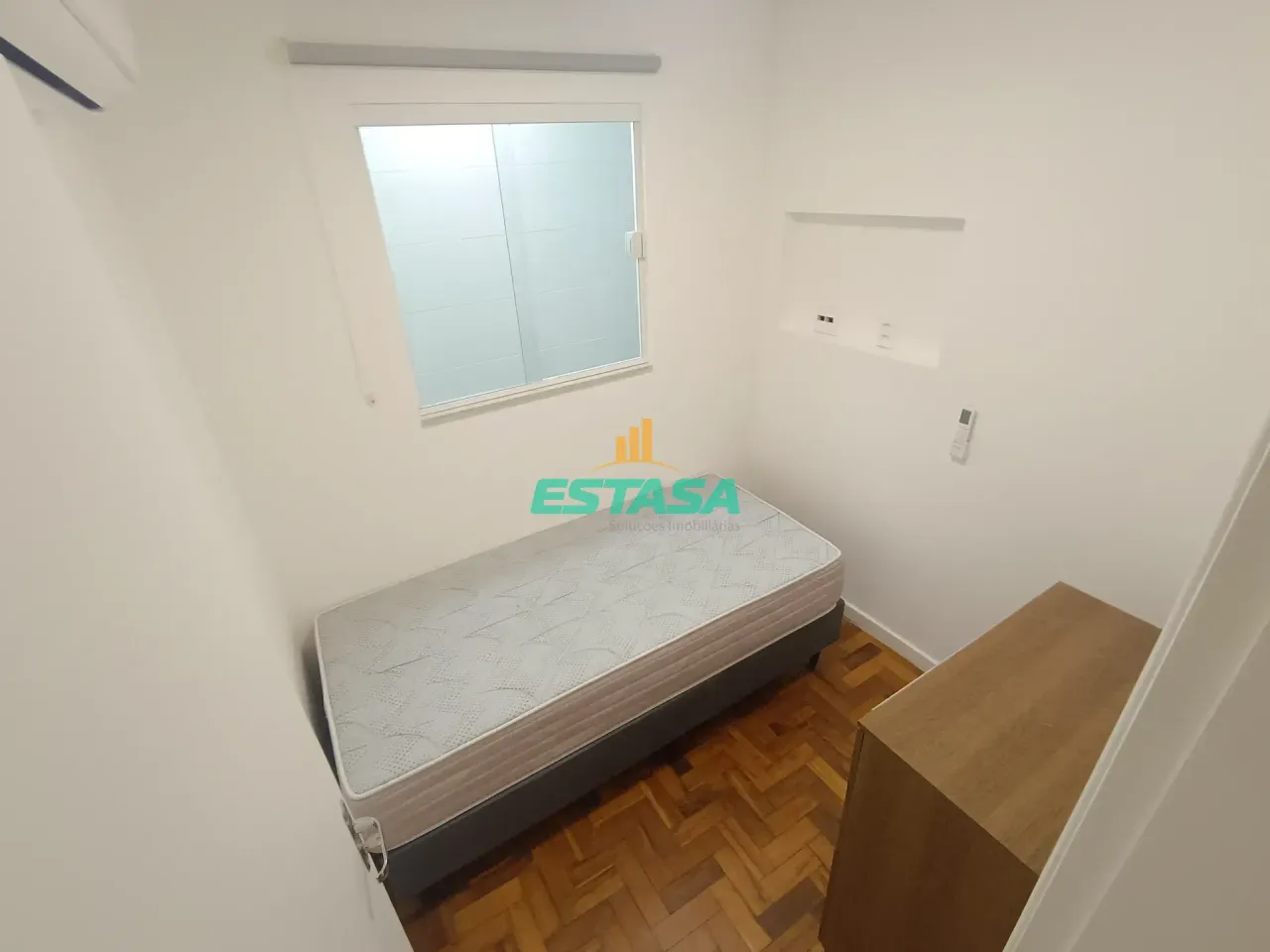 Furnished apartment with 3 bedrooms and 2 bathrooms — photo 13