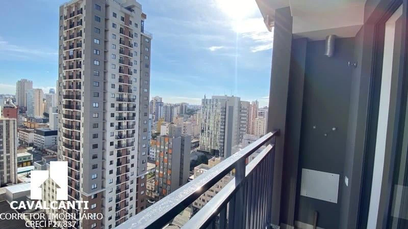 Застеклённый балкон и 2 спальни: квартира 99 м²