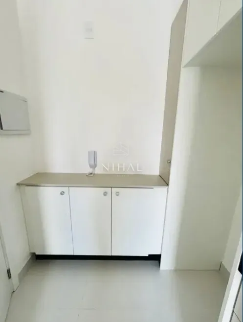 Apartamento de 2 quartos com sacada e cozinha integrada — photo 14