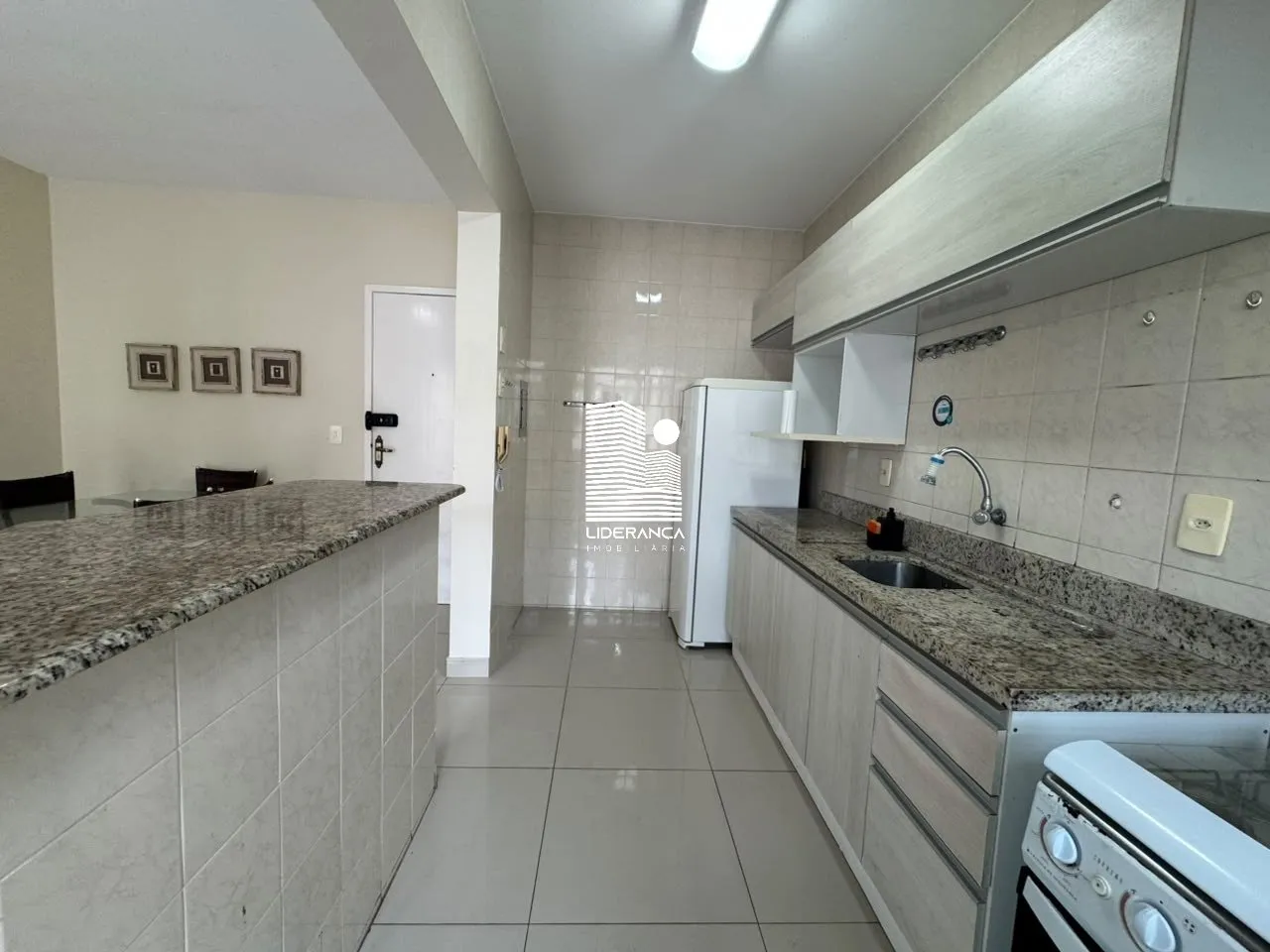 55 m² apartment with a home office and a washing machine — photo 9