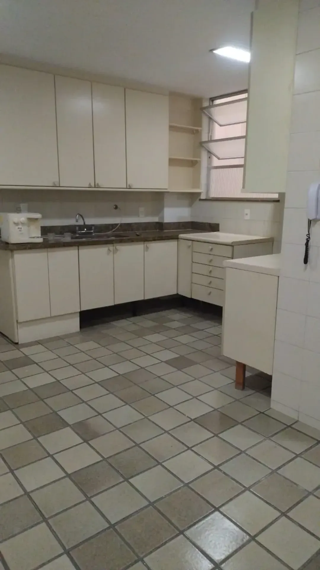 Apartamento de 189 m² com 3 quartos e ar-condicionado — photo 31
