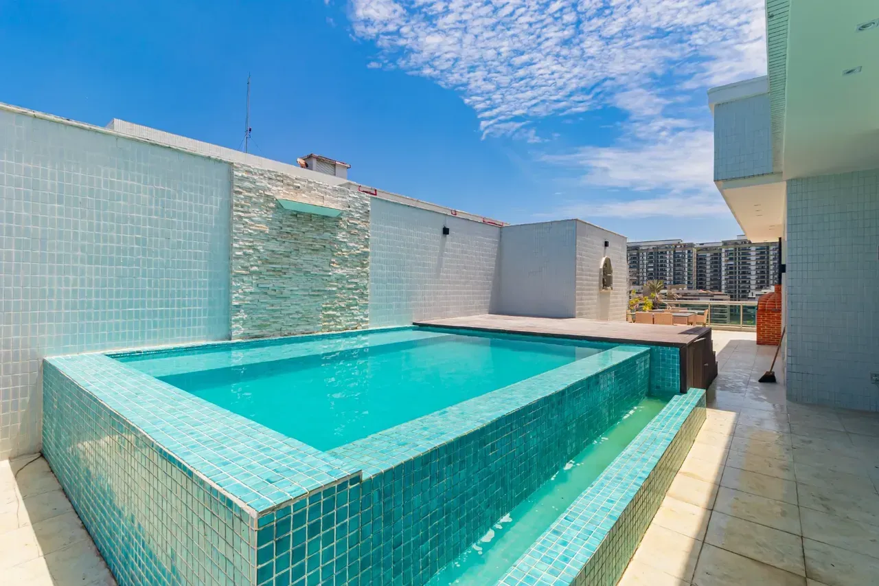 575 m² apartment with 4 en-suite bedrooms and 4 parking — photo 75