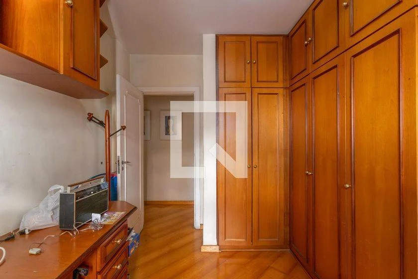 2-bedroom apartment with a bathtub in Curitiba — photo 27