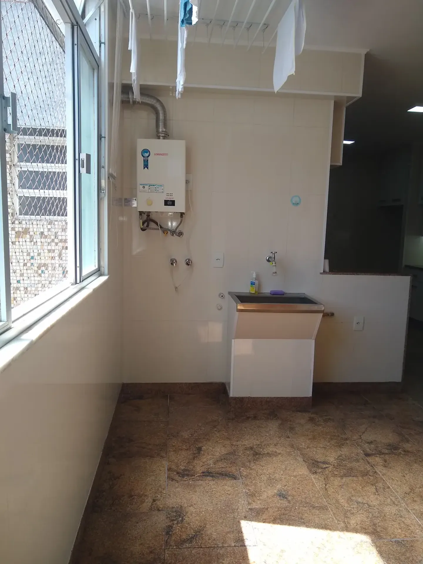 Apartamento com varanda e 3 banheiros — photo 28