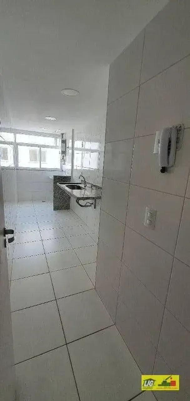 3-bedroom apartment with 77 m² and 2 parking spaces — photo 2