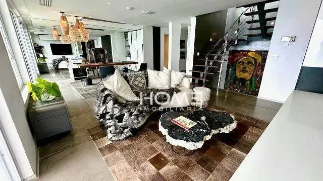 Меблированный дом с 5 спальнями и 700 м² — photo 24