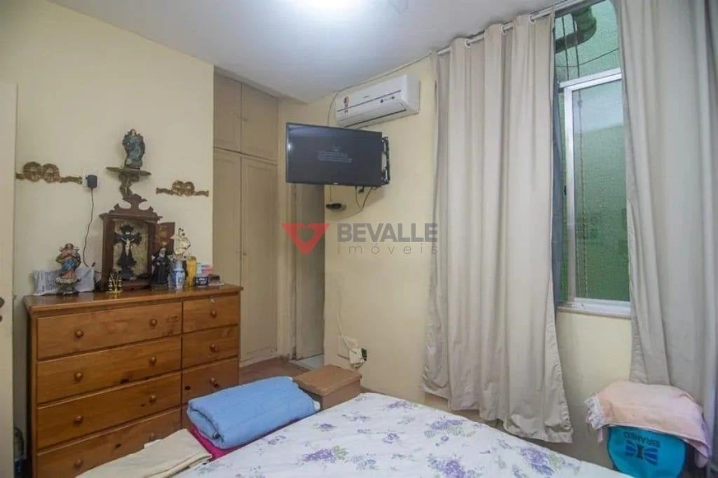 Rental house with 6 bedrooms and 300 m² — photo 20