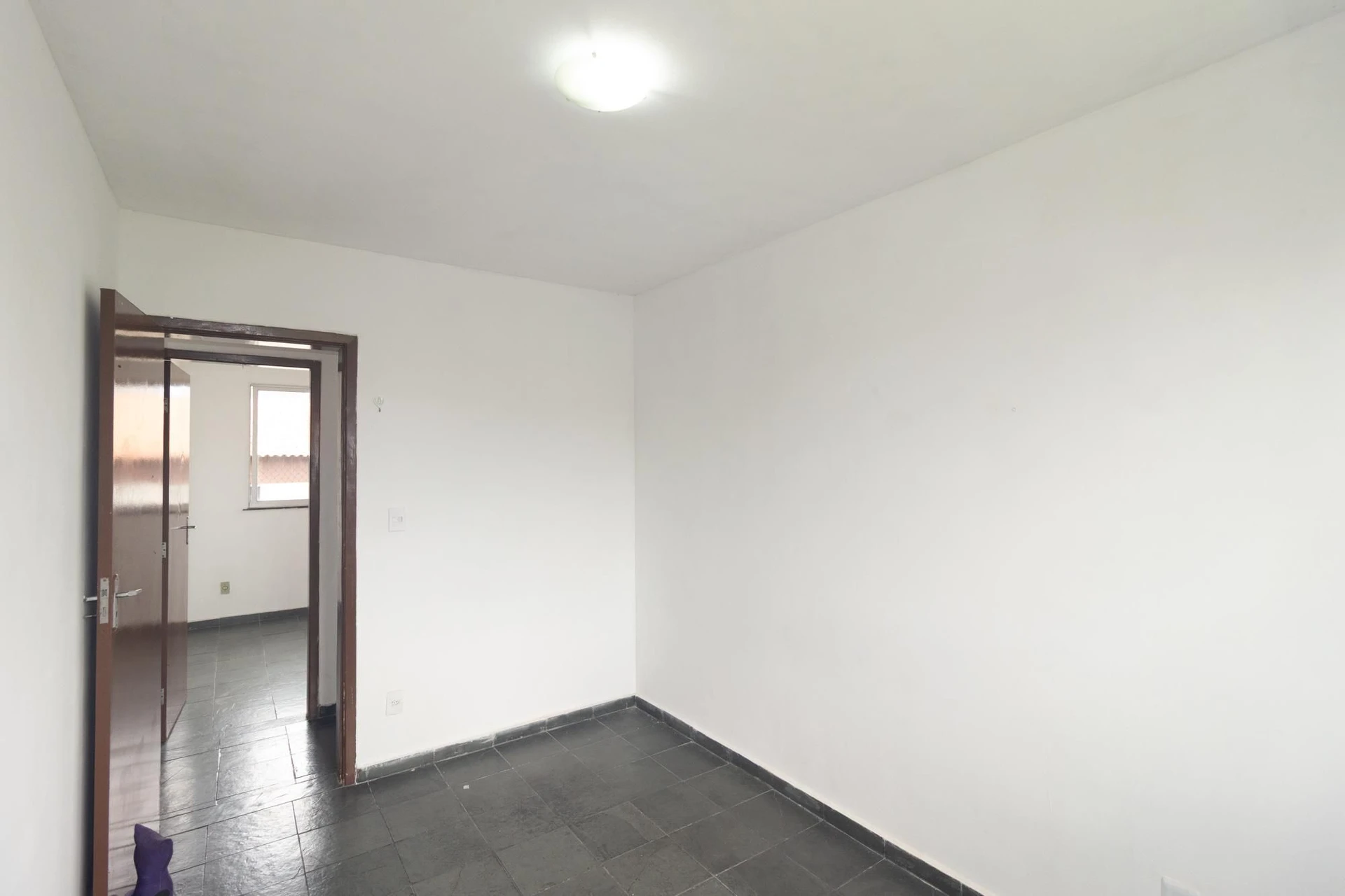 Apartamento de 2 dormitorios, cocina cerrada y mascotas — photo 19
