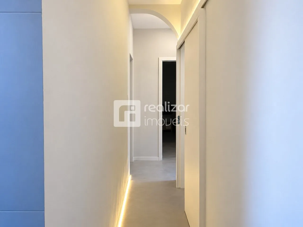 3-bedroom apartment with a home office — photo 16
