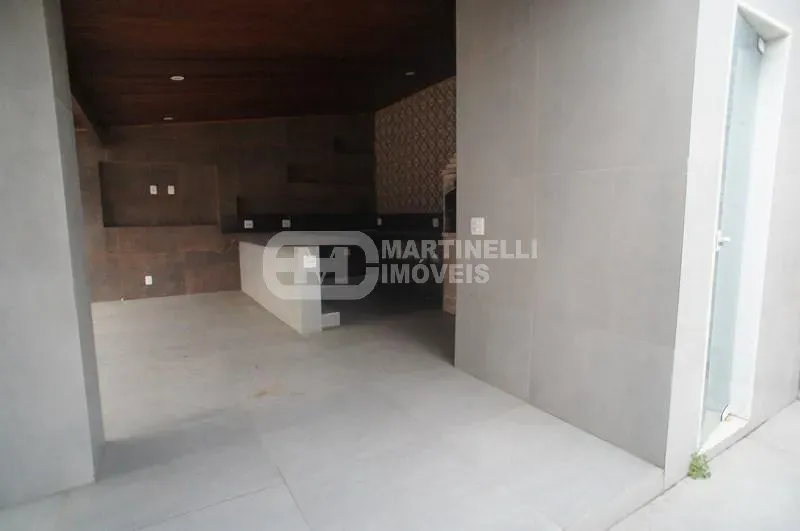 Casa de 420 m² com varanda gourmet e banheira — photo 23