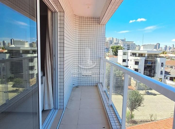 Furnished 2-bedroom apartment with balcony