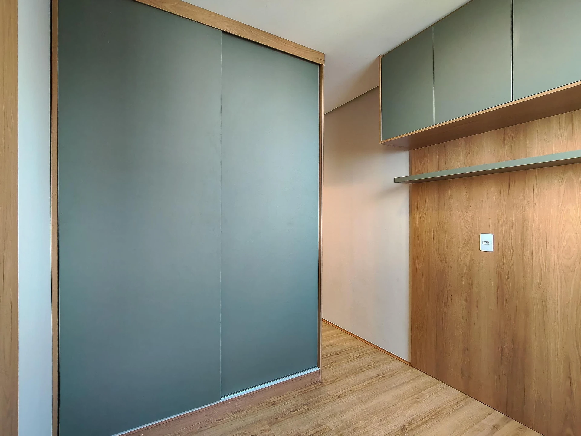 2-bedroom apartment in a building with a sauna — photo 36