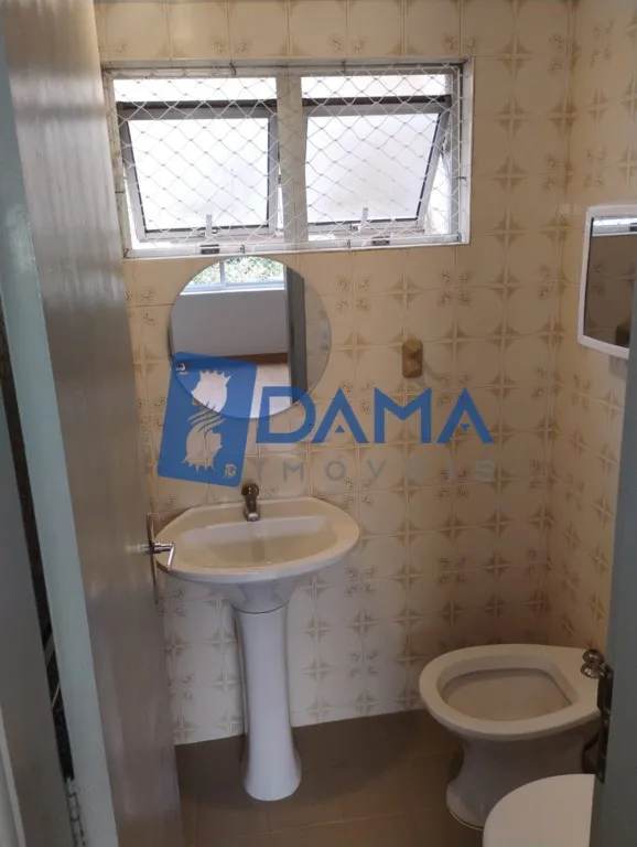 Apartamento com 3 quartos e área de lavanderia — photo 28