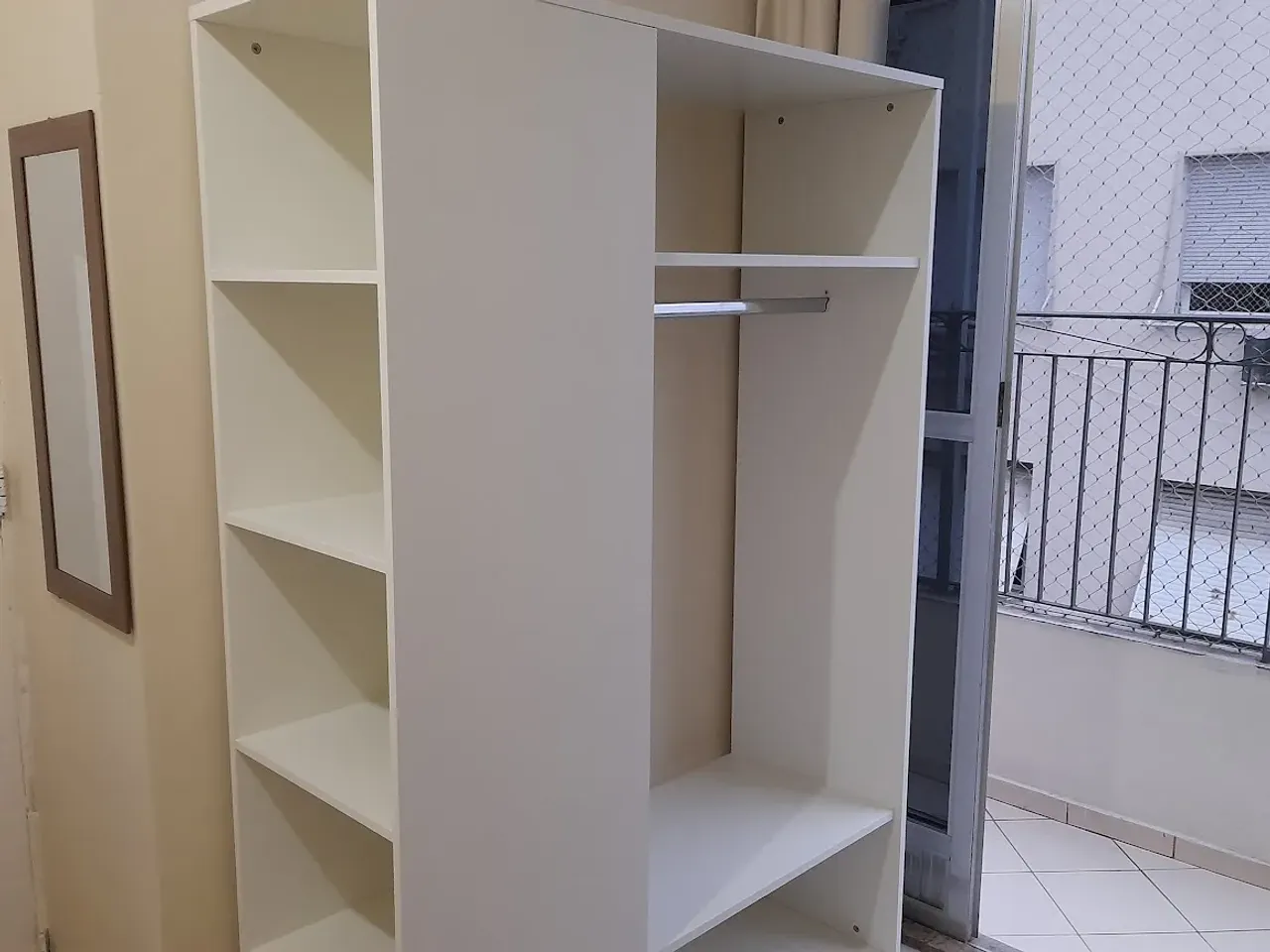 Furnished 4-bedroom apartment with a gas stove — photo 8