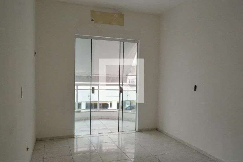 160 m² house with 3 bedrooms and 2 parking spaces — photo 28