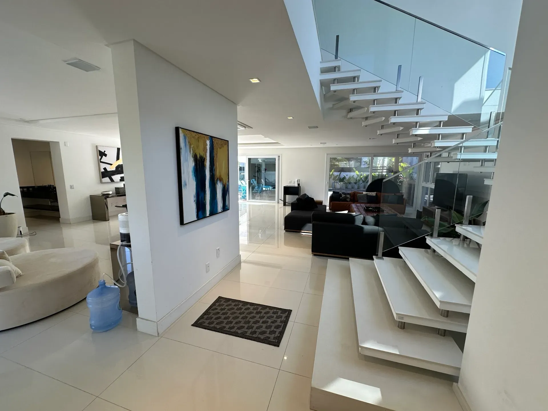 Casa mobiliada com 9 suítes e jacuzzi no prédio — photo 51