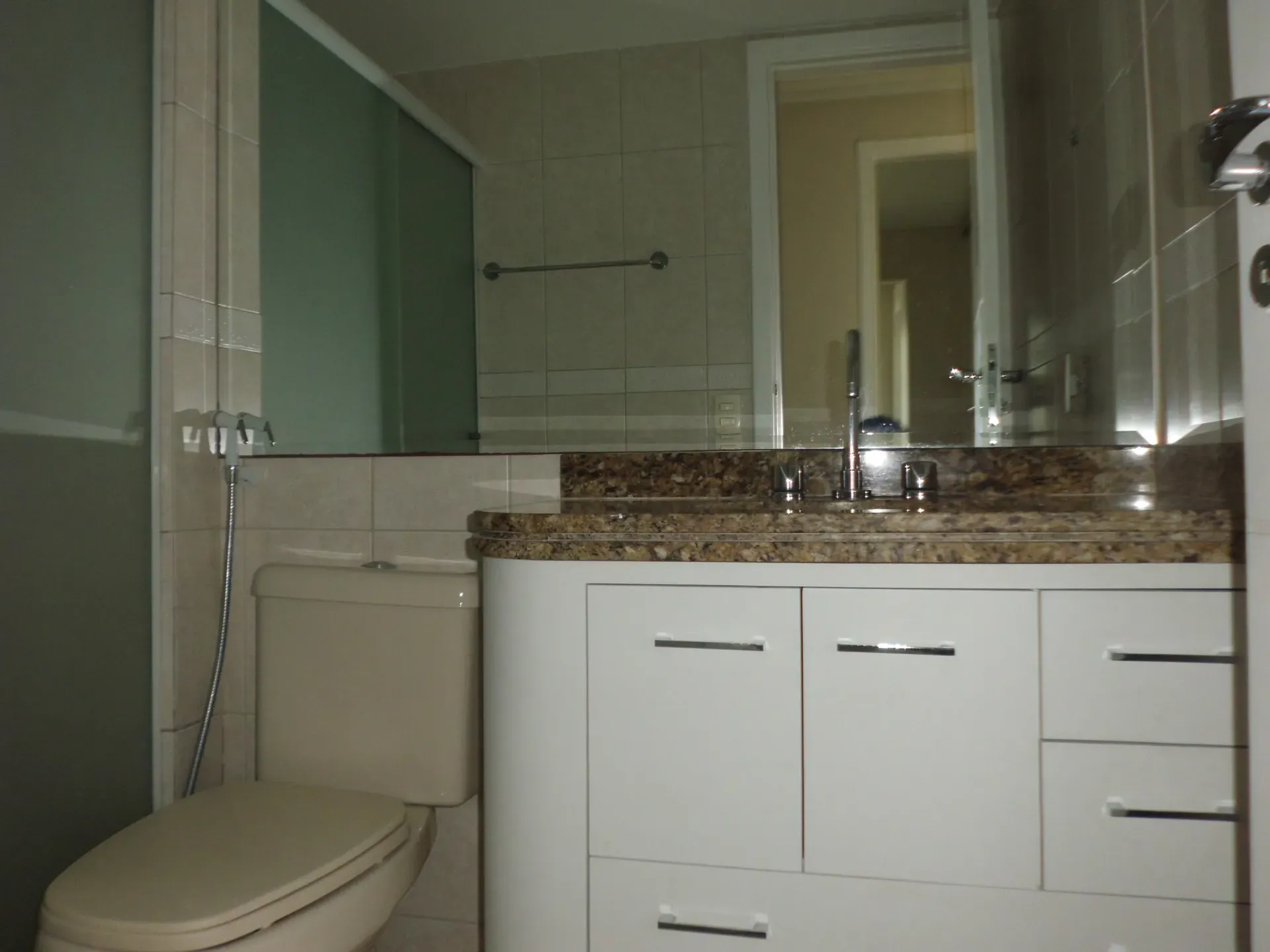 Water view in a 4-bedroom apartment, 142 m² — photo 18
