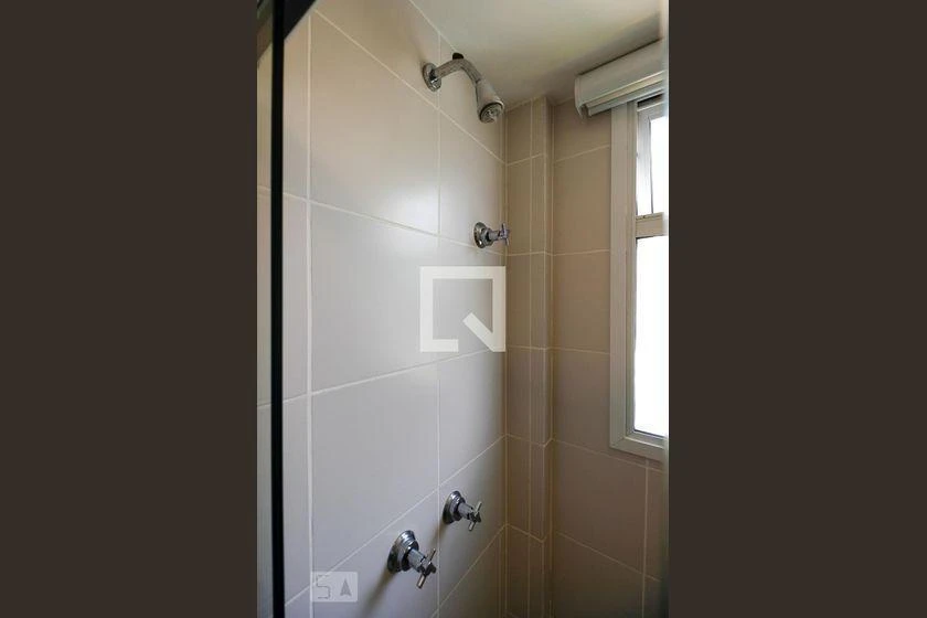 House for rent with 4 en-suite bedrooms and 450 m² — photo 40