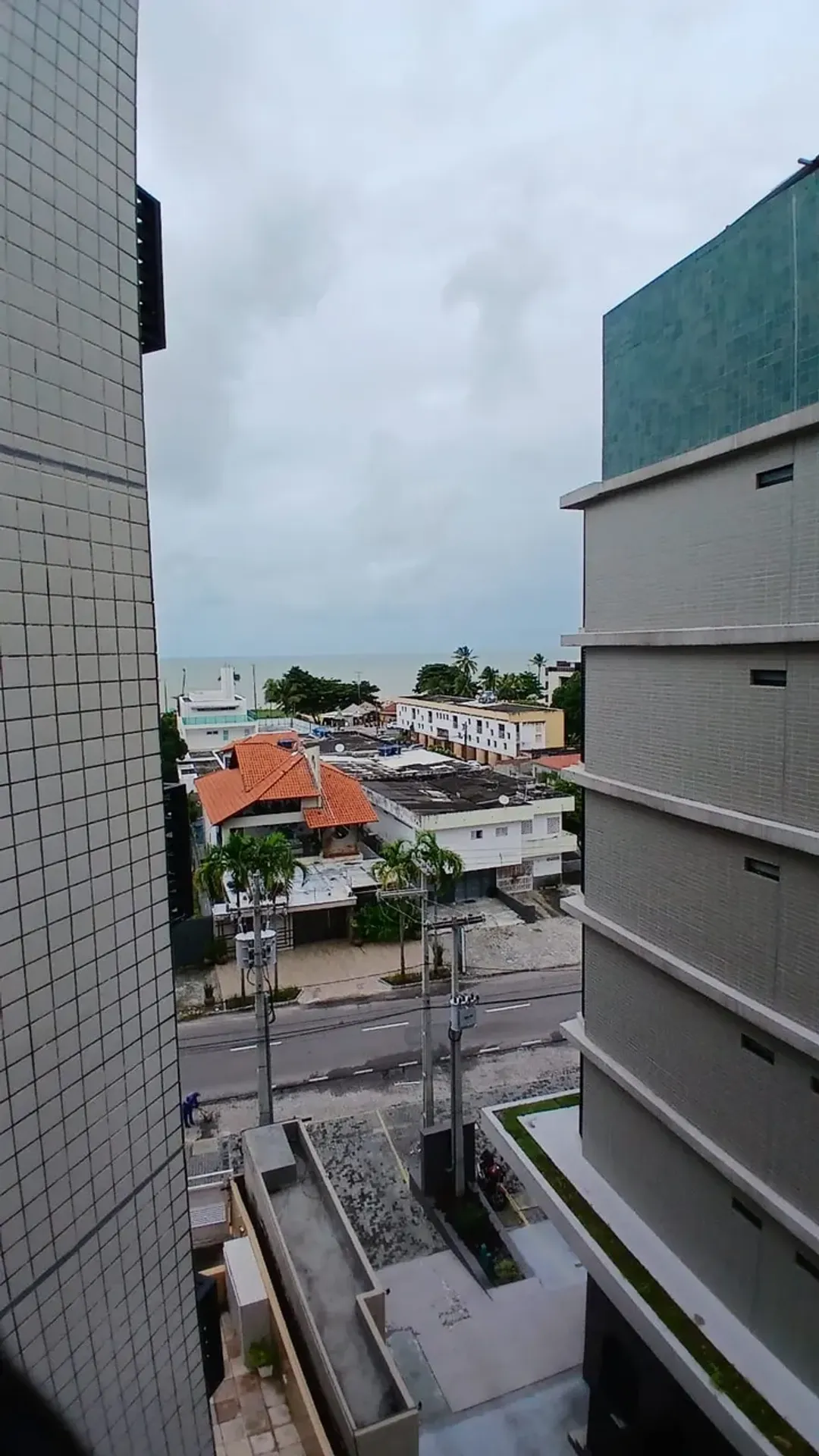 3-bedroom apartment with a water view in João Pessoa — photo 4