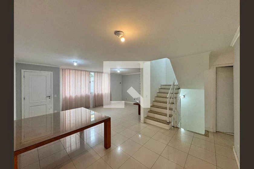 226 m² apartment with 4 bedrooms and a balcony grill — photo 8
