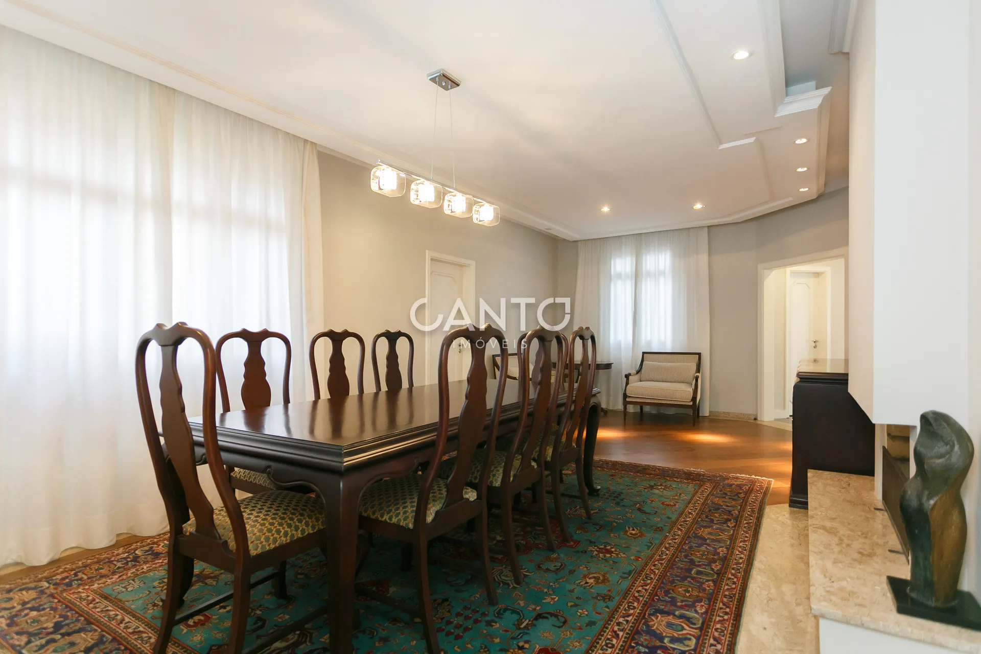 4-bedroom apartment with 3 parking spaces included — photo 3