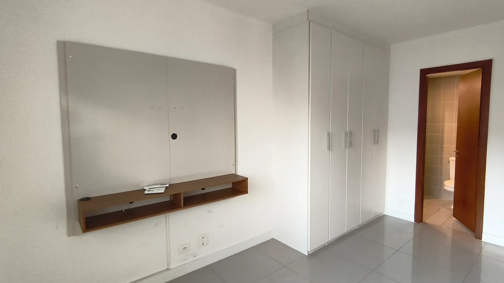 Apartamento de 2 quartos com espaço de home office — photo 17
