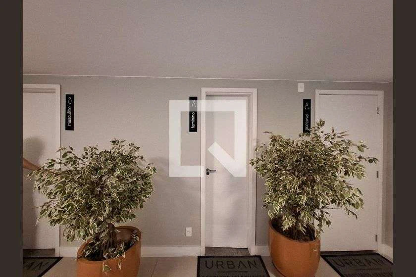 Furnished 54 m² apartment with 1 bedroom and balcony — photo 12