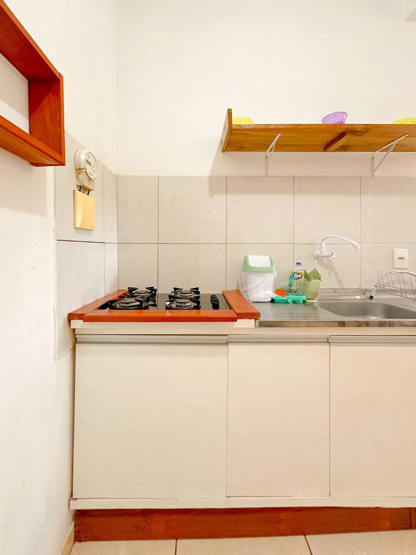 Apartamento amueblado de 1 dormitorio con balcón — photo 20