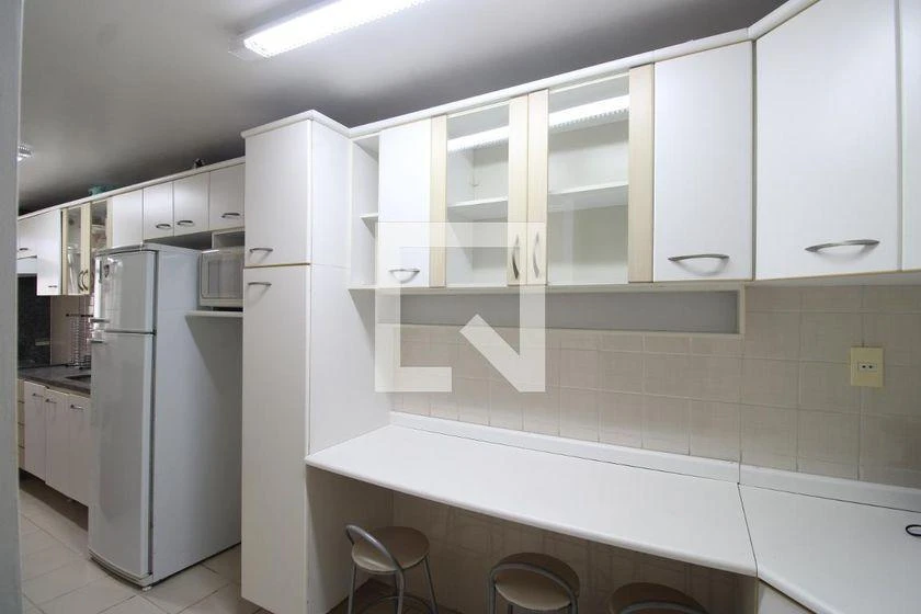 Apartamento amueblado de 67 m² con 2 habitaciones y 1 plaza — photo 2
