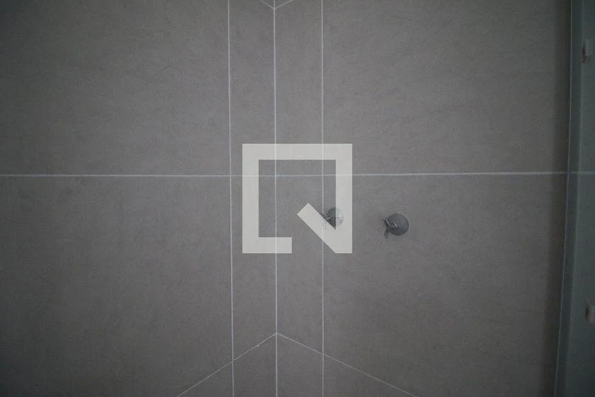 2-bedroom apartment in a building with a pool — photo 39
