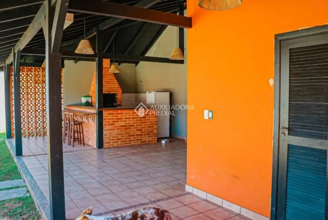 Casa sem mobília de 1100 m² com 3 suítes e jardim — photo 3
